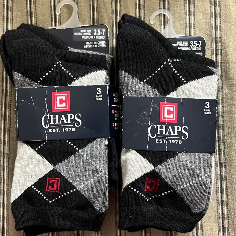 Chaps Boys Socks 6 pairs shoe size 3.5-7 New with tags
